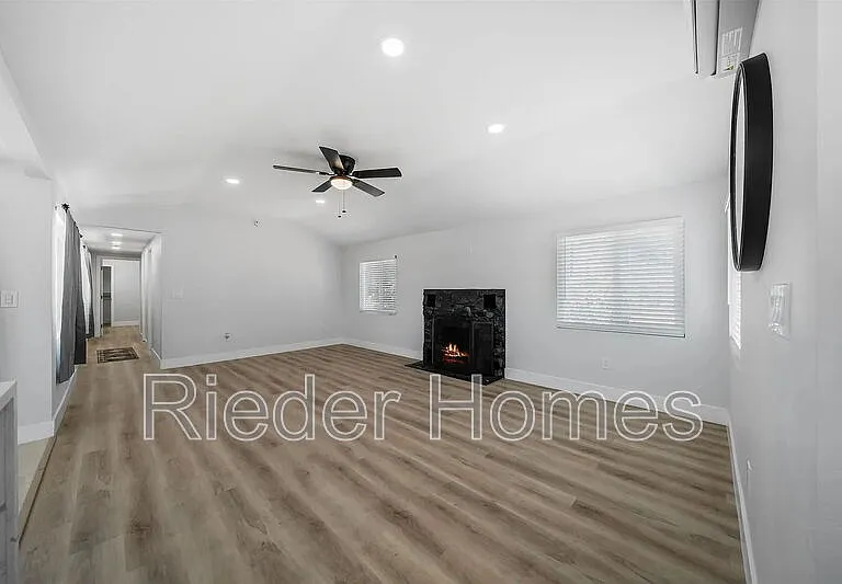 1730 Vista Del Valle Blvd #2 — Photo 9