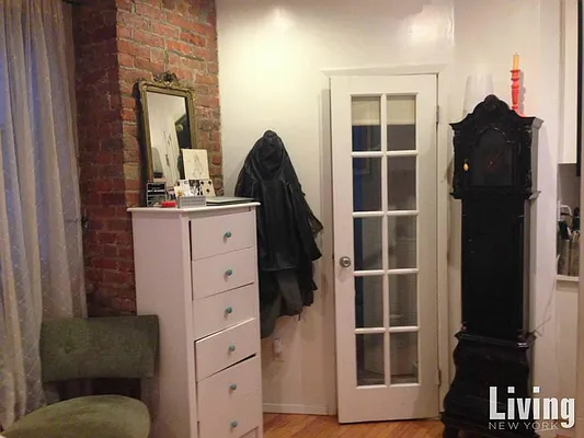 Rented by Living New York | media 20