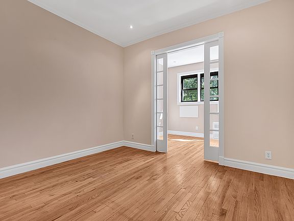 4th image of 344 E 85th St APT 3B