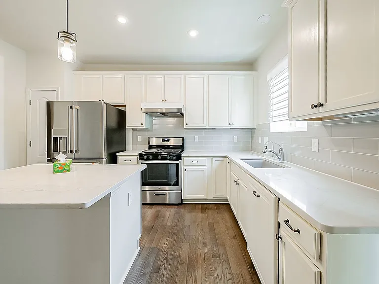 1582 Beachwood Dr — Photo 19