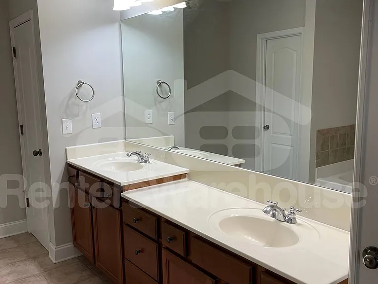 3184 Buck Way — Photo 6
