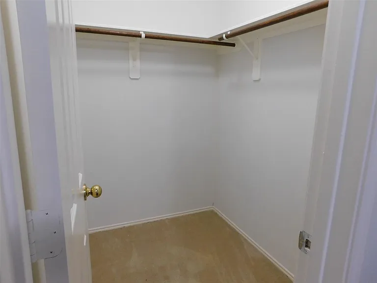 19130 Yaupon Ranch Dr — Photo 26