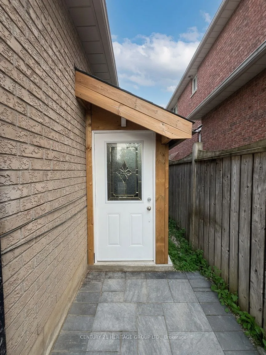 2 bed, $1,950 — Photo 2