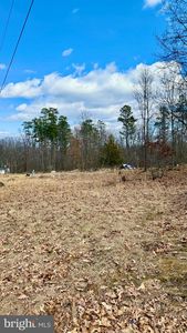 39 Sparrow Way, Augusta, WV, 26704