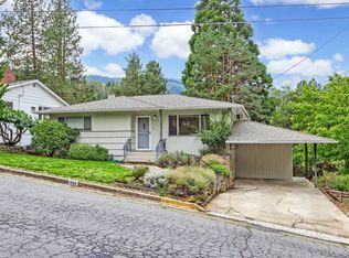 593 S Mountain Ave, Ashland, OR