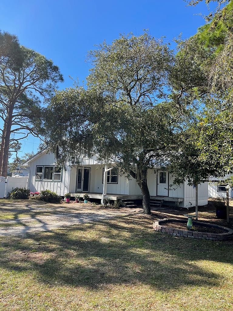 425 W Bay Shore Dr, Eastpoint, FL 32328 Zillow
