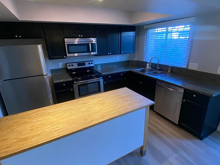 1508 W Campbell Ave — Photo 18