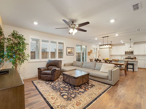 4th image of 3513 Nuestra Ave