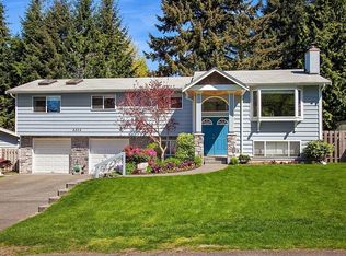8604 NE 137th St, Kirkland, WA 98034