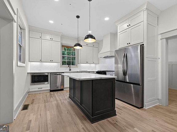 4th image of 1 Virginia Cir SW