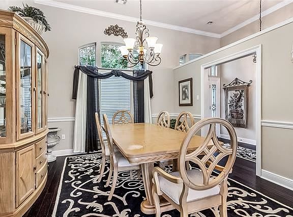 4th image of 7251 Brookwood Dr