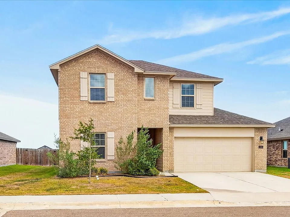 1334 Greenwich Park Ln