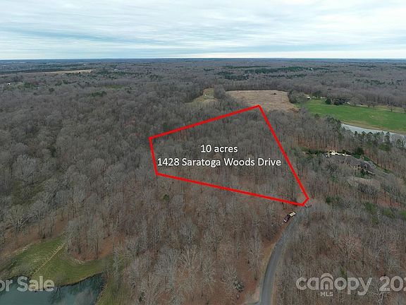 5th image of 1428 Saratoga Woods Dr
