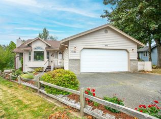 6151 Unrein Drive SE, Ferndale, WA 98248