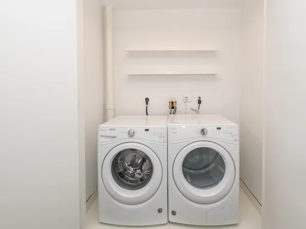 320 Adolphus Avenue image 12 of 162