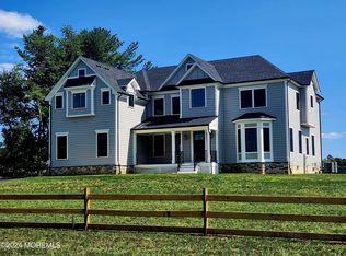 60 Middletown Rd, Holmdel, NJ 07733