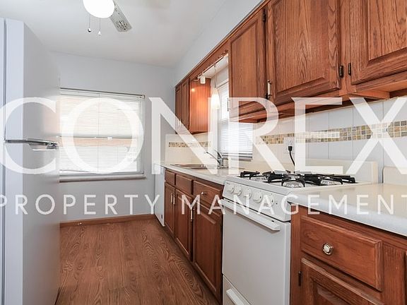 4th image of 7216 Longfield Dr