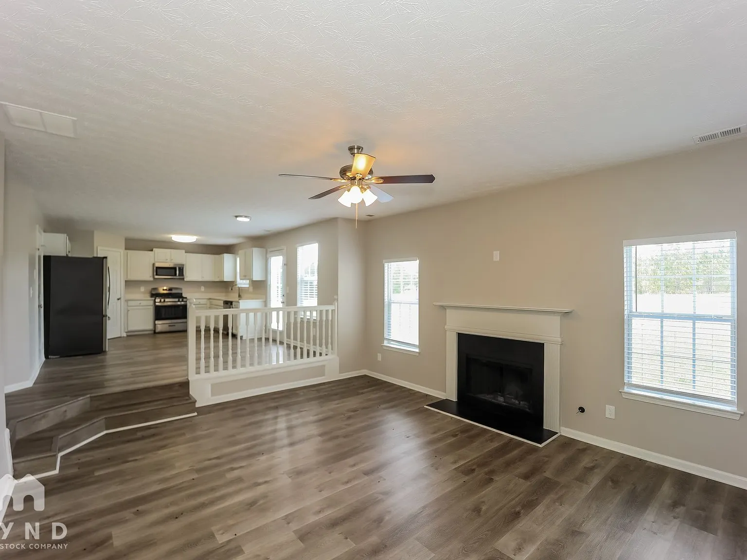 4 bed, 3.0 bath, 2668 sqft, $2,465 — Photo 3