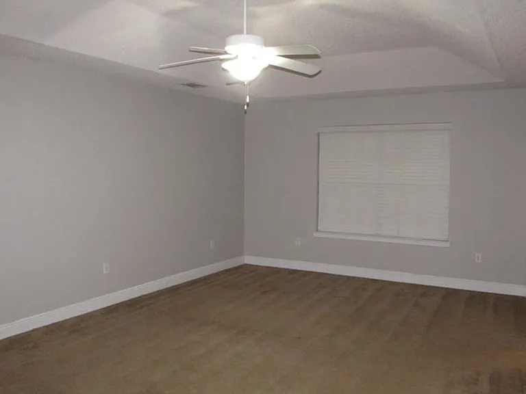 14597 Bruce Cv S — Photo 12
