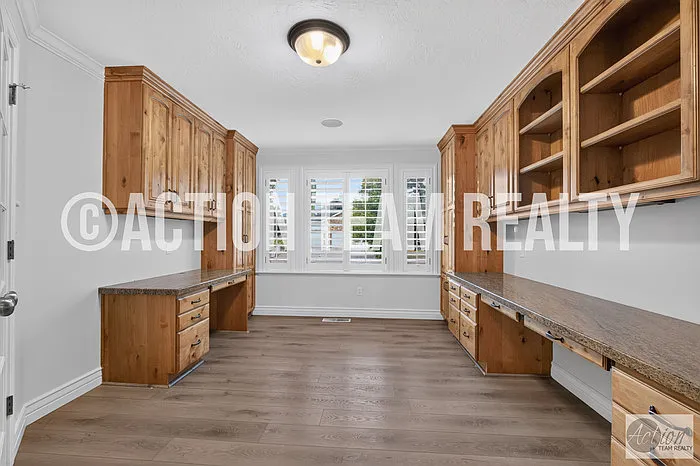 4511 W Windsor Cir — Photo 8