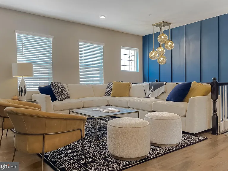 23810 Myrtle Glen Way — Photo 5
