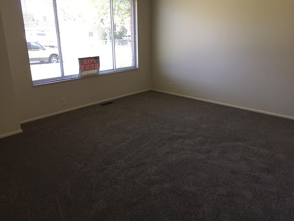 4th image of 1023 E Luetta Dr