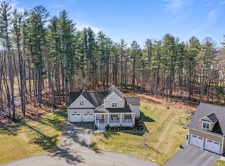 15 Spruce St, Littleton, MA 01460