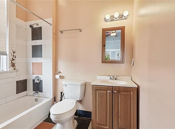 4th image of 2313-15 Soniat St