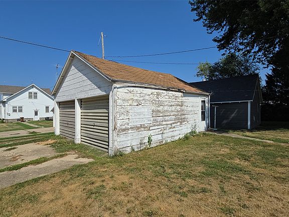 5th image of 103 N 4th Ave