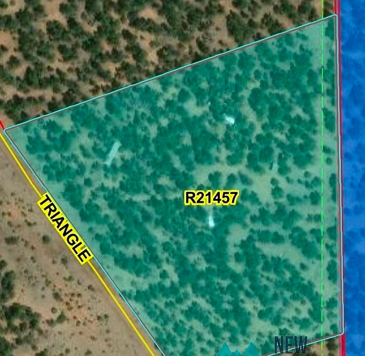 1st image of 32 Triangle Dr