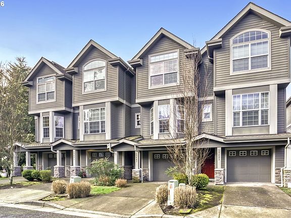 3rd image of 15487 Brianne Ct