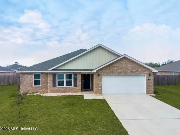 1021 Enclave Cir, Long Beach, MS 39560