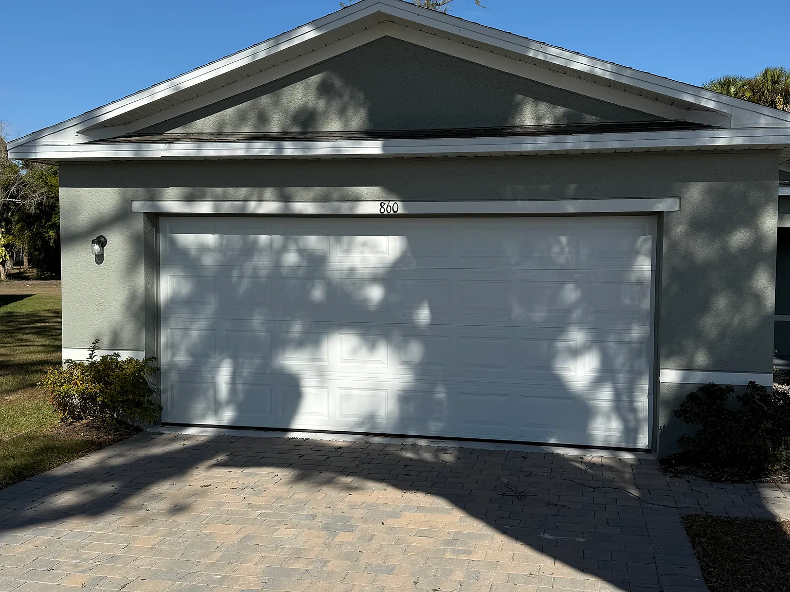 860 Friendship Cir — Photo 1