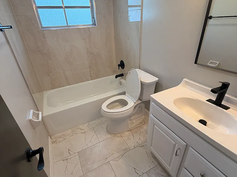 38011 Dixie Ave — Photo 6