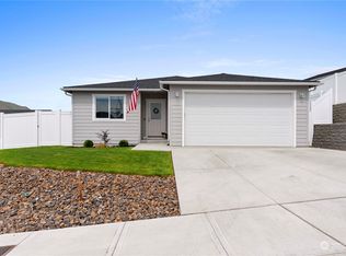 1110 S Nevada Ave, East Wenatchee, WA 98802