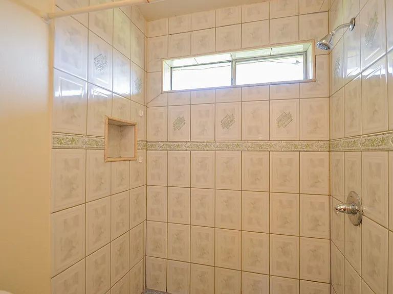 9414 Kingsvalley St — Photo 25
