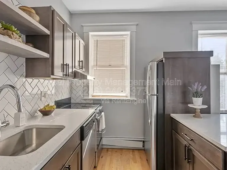 The Brentwood — Photo 7