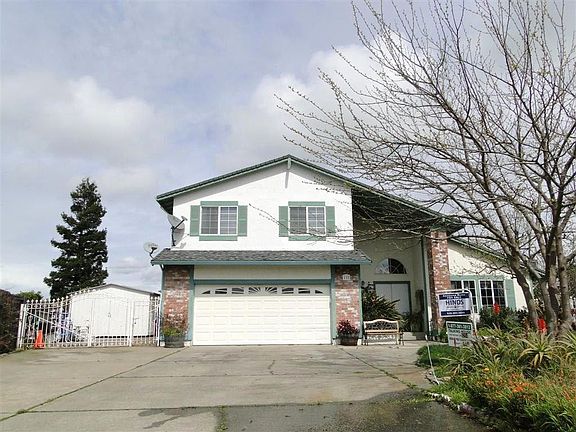 2nd image of 118 Goldenrod Dr