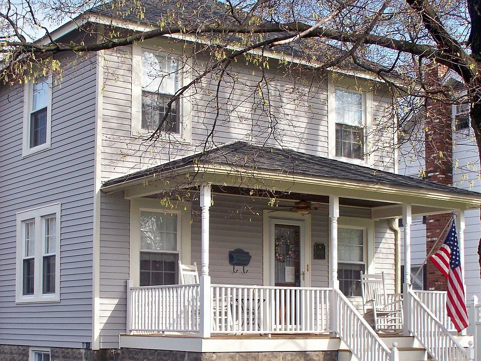 Sweet Renovated Starter
