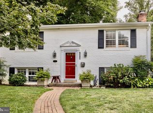 7314 Delfield St, Chevy Chase, MD 20815