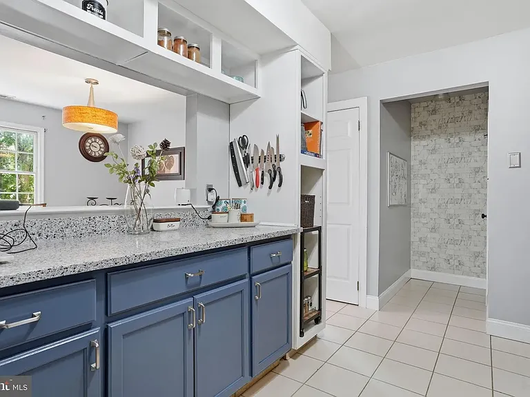 1713 Whitpain Hls — Photo 13