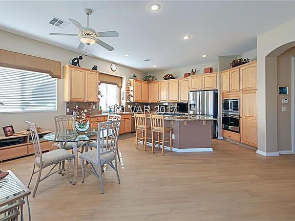4th image of 4556 Denaro Dr