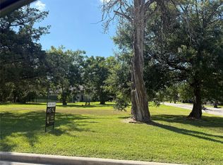 815 Bowie St, Baytown, TX 77520