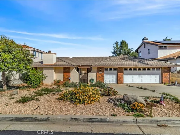 30712 Pyramid Point Dr, Canyon Lake, CA 92587