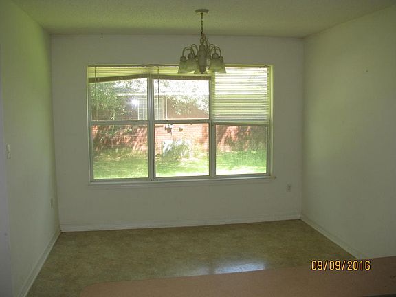 5th image of 2688 Sherwood Dr