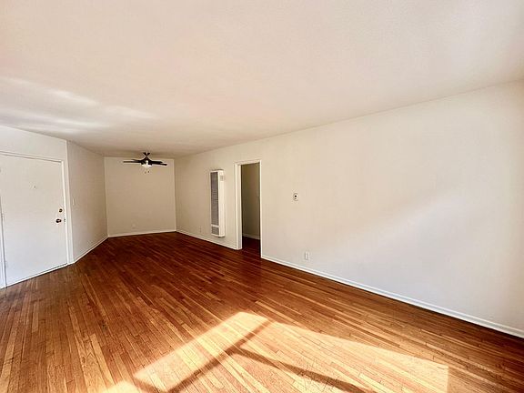 5th image of 8035 Hollywood Blvd APT 6