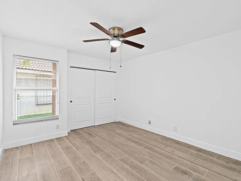 5122 Elpine Way — Photo 33