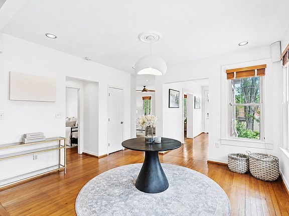 5th image of 5213 Cathedral Ave NW