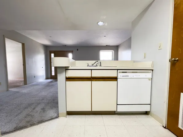 District on Dill, 519 N Dill St APT 2, Muncie, IN 47303