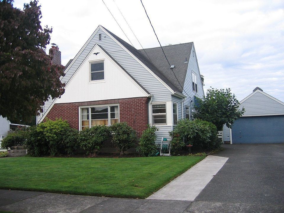 Priced to Sell - Eastmoreland Heights